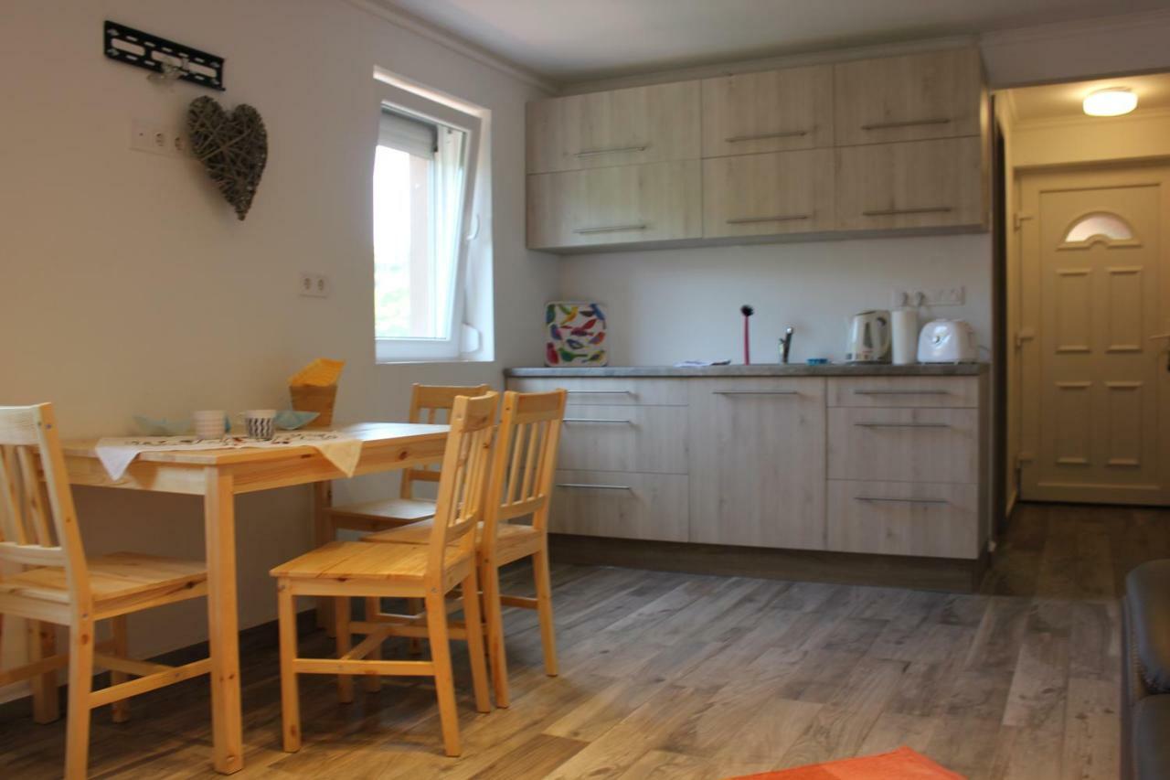 Apartament Magnólia Apartman Siófok Zewnętrze zdjęcie